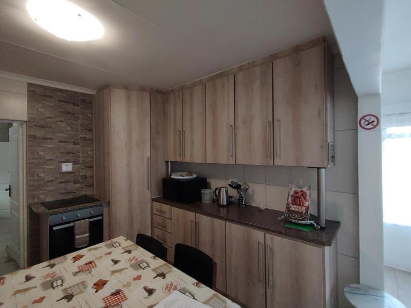 5 Bedroom Property for Sale in Fraaiuitsig Western Cape